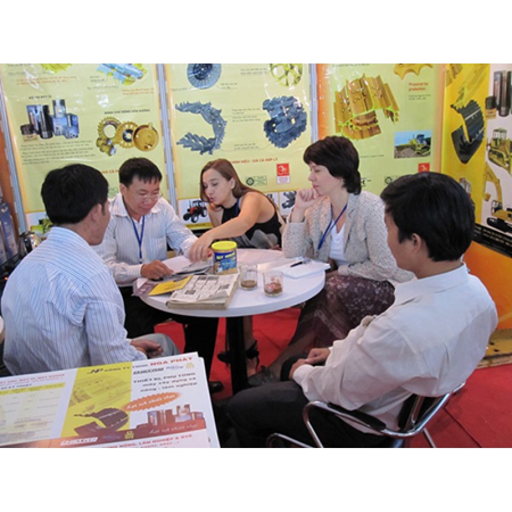 Gặp gỡ đối tác 