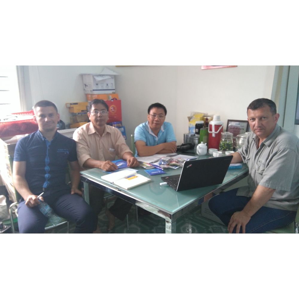 Gặp gỡ đối tác 