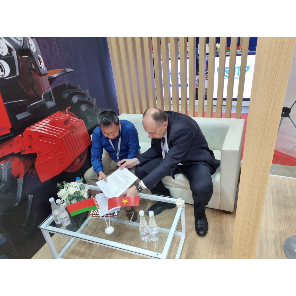 Gặp gỡ đối tác 