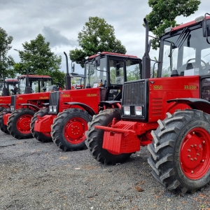 Phụ tùng máy kéo Belarus