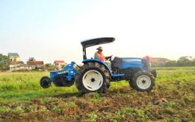 Máy kéo nông nghiệp - Công cụ không thể thiếu trong sản xuất nông nghiệp hiện đại