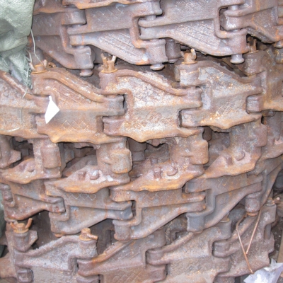 Xích máy ủi DT75