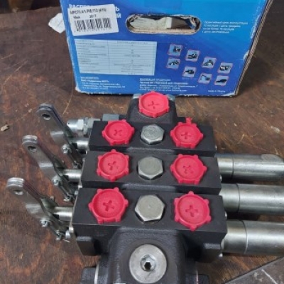 Van thủy lực RP70