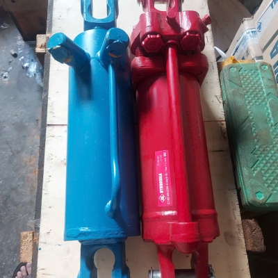 Xy lanh cày đời mới, đời cũ 