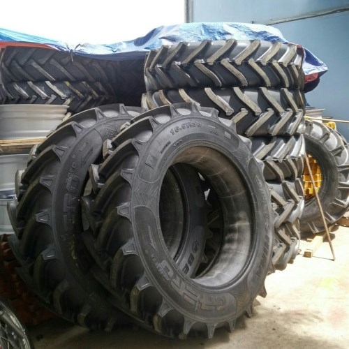 Lốp máy kéo Belarus 
