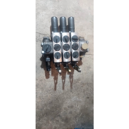 Van phân phối thủy lực RP70