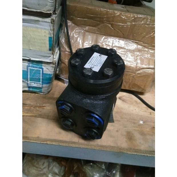 Bót lái Dozator belarus